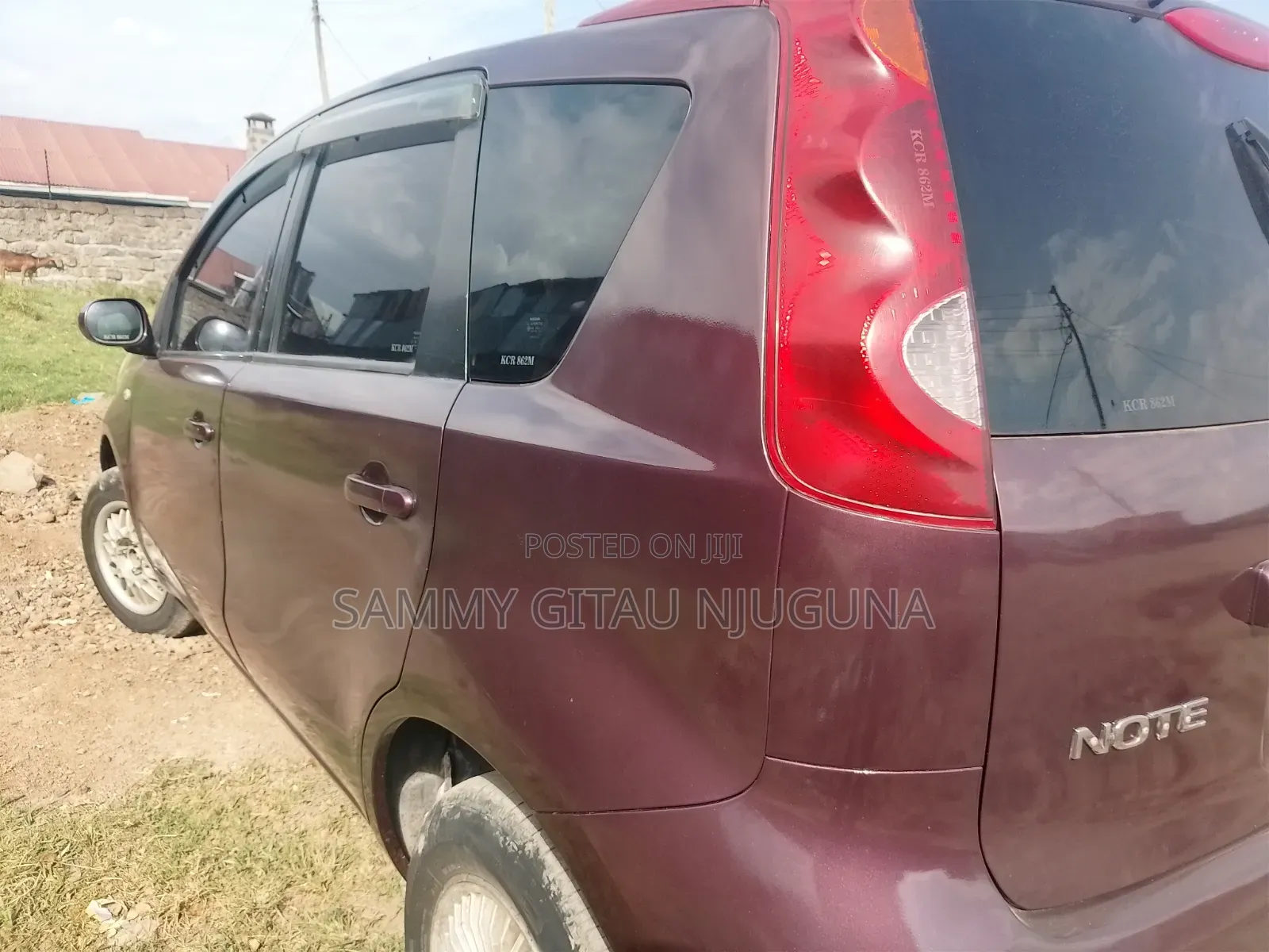 Nissan Note 2011 Red