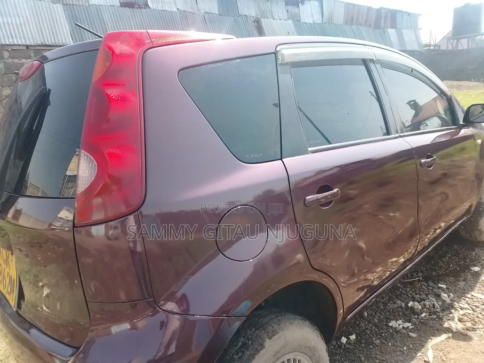 Nissan Note 2011 Red