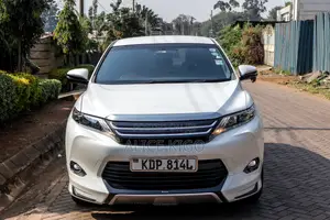 Toyota Harrier 2.0 2017 Pearl