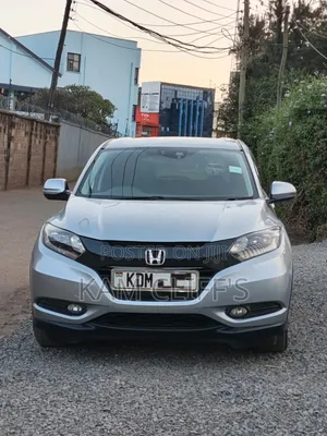 Honda Vezel 2016 Silver