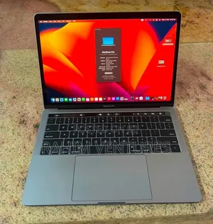 Laptop Apple MacBook Pro 2018 16GB Intel Core i7 SSD 512GB