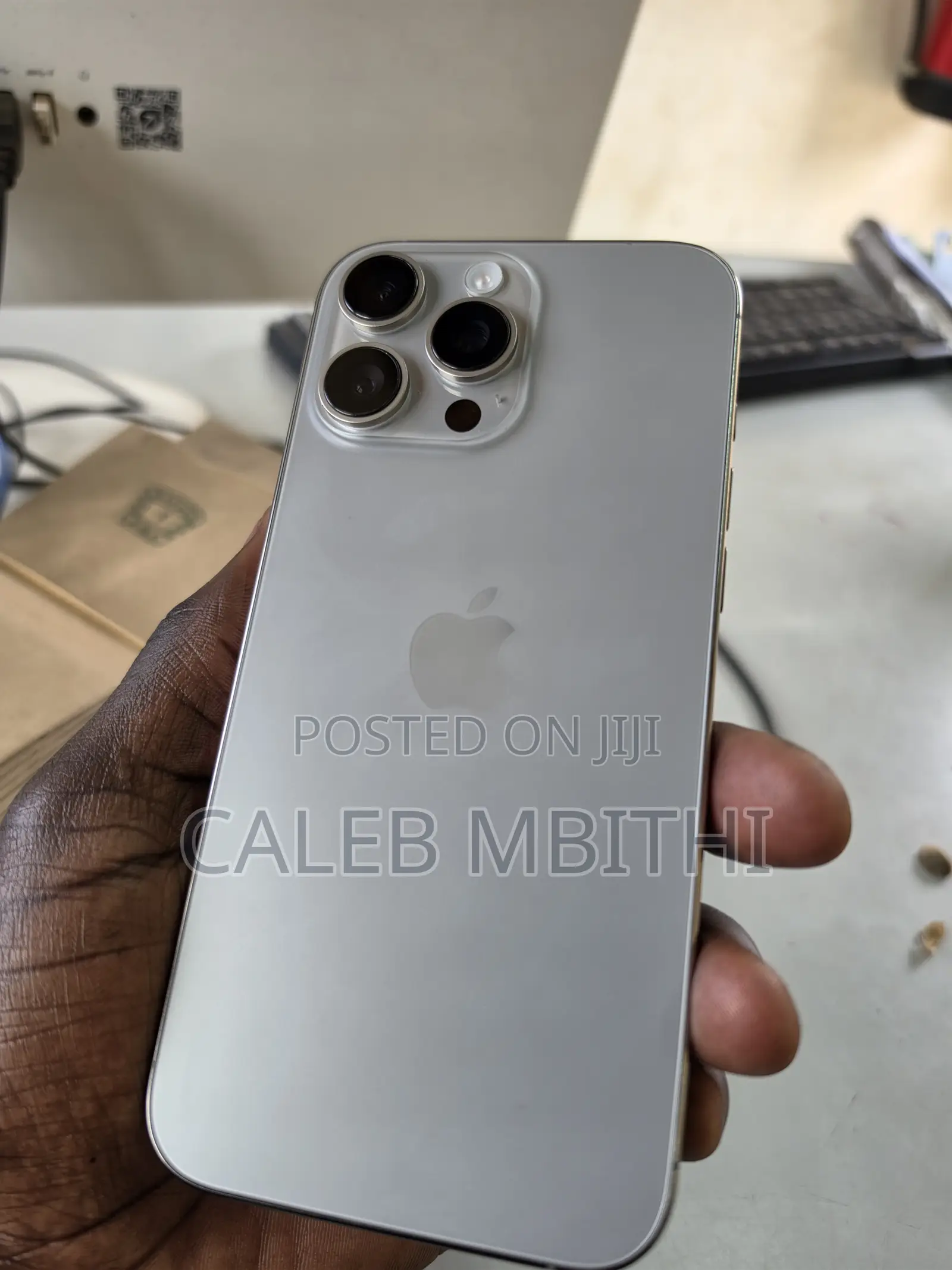 Apple iPhone 16 Pro Max 256 GB Gray