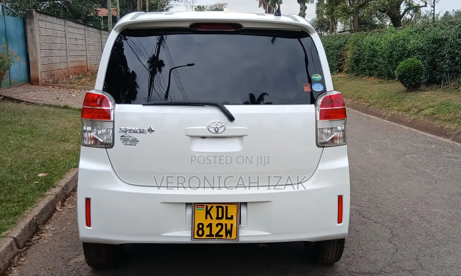 Toyota Spade 2016 White