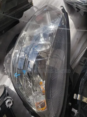 Mercedes W-204 Headlight