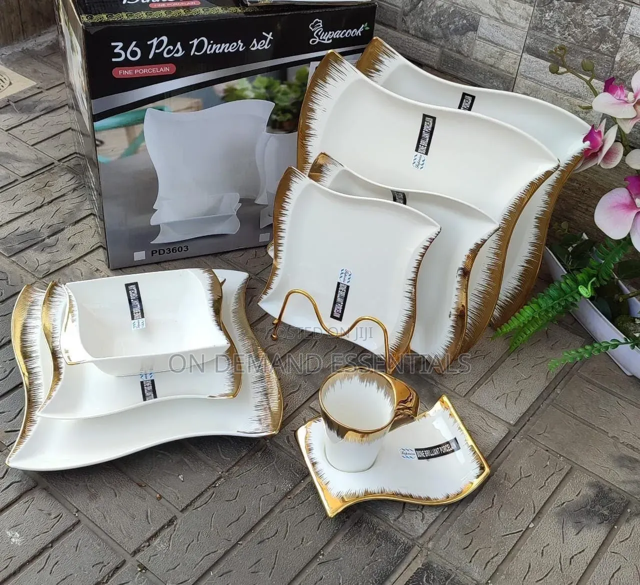 36pcs Nordic Shapedly Dinner Set With Gold Rim