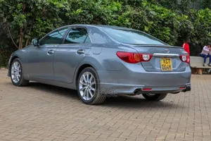 Toyota Mark X 2012 Gray