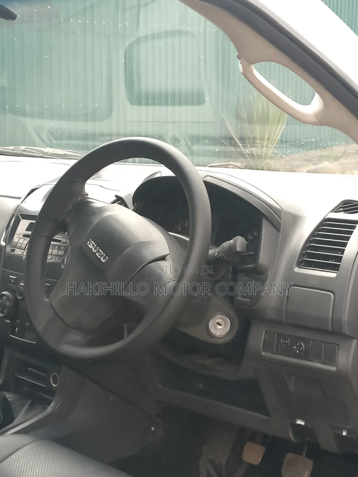 Isuzu D-MAX 2021 White