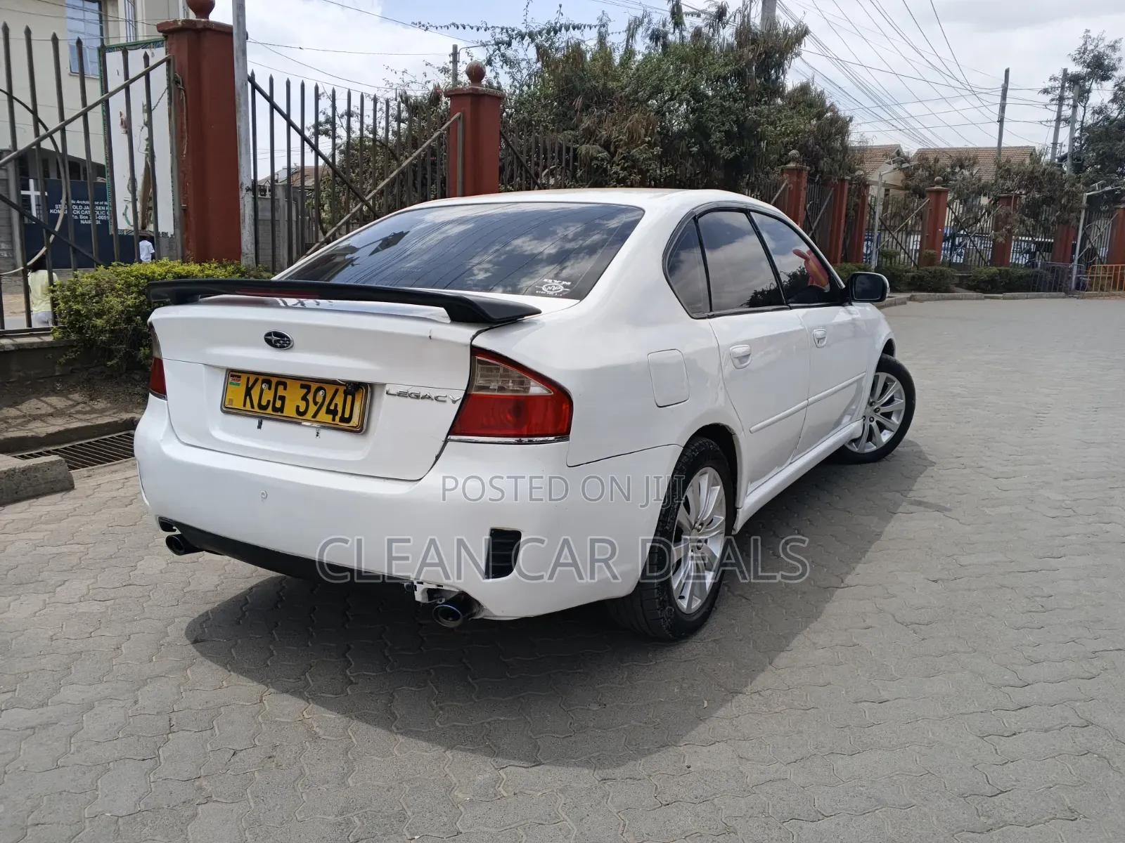 Subaru Legacy 2009 White