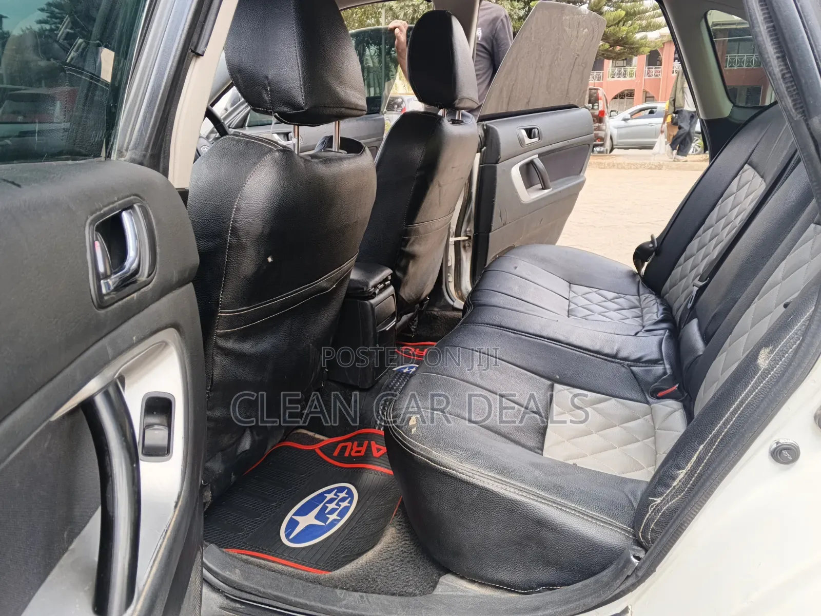 Subaru Legacy 2009 White