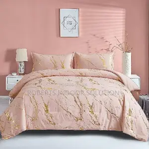 Glamour-Focused Duvet Cover Set