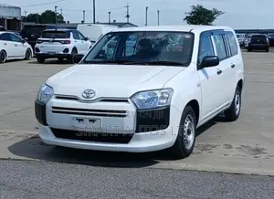 Toyota Probox 1.5 DX Comfort 2WD 2020