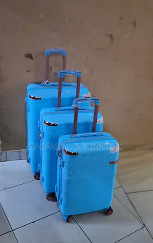 Unbreakable 3in1 Suitcase. Brand New