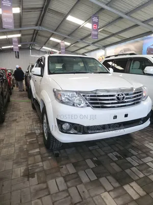 Toyota Fortuner 2014 White