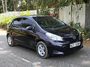 Toyota Vitz 2013 Purple