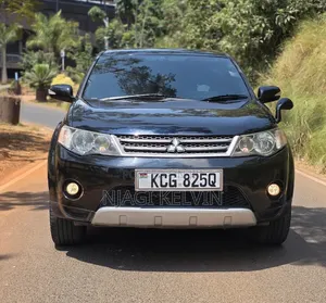 Mitsubishi Outlander 2010 Black