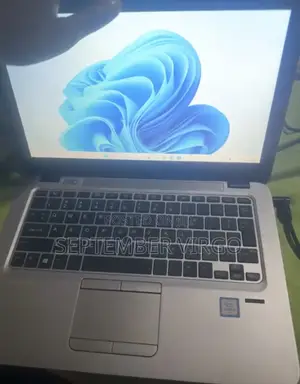 Laptop HP EliteBook 840 G3 8GB Intel Core i3 HDD 256GB