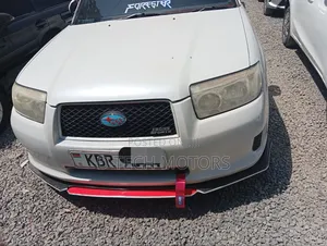 Subaru Forester 2005 White