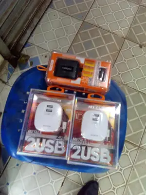 Moxom Chargers.