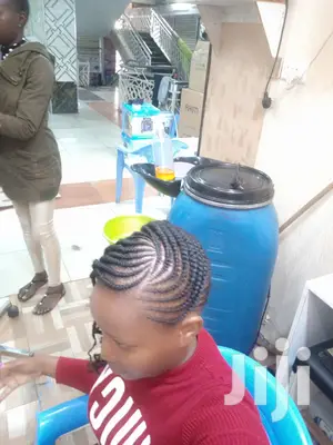 Ghanians Lines