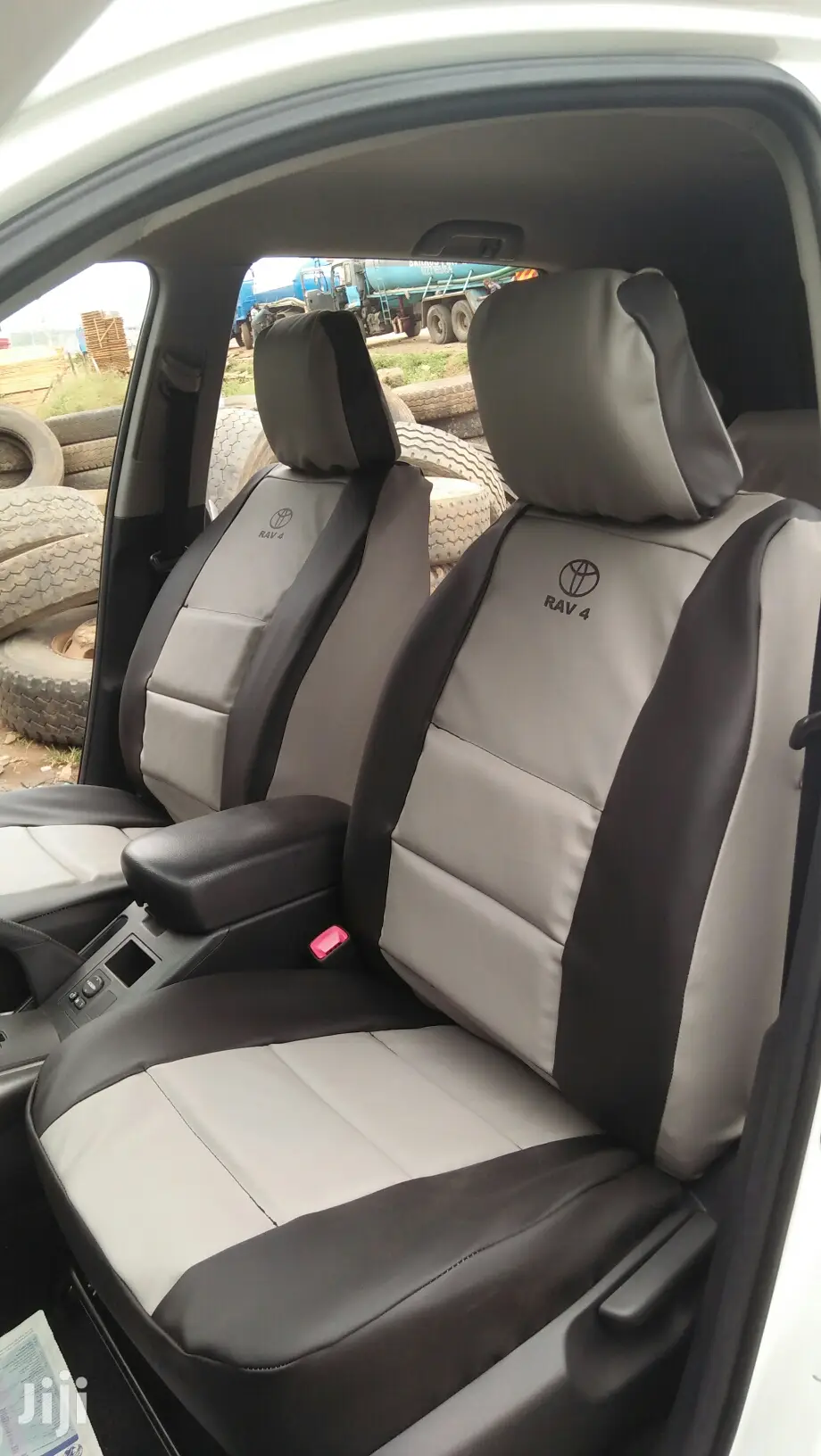 Kkasarani Seat Covers