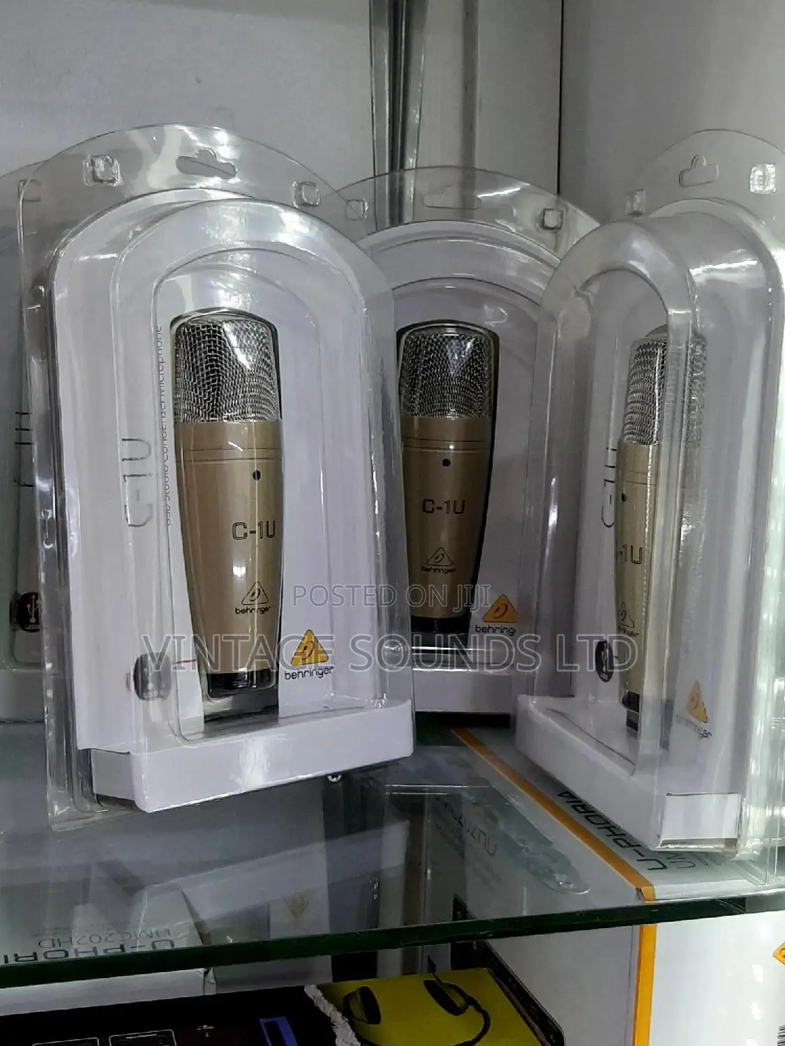 C1u Behringer Studio Codenser Microphone
