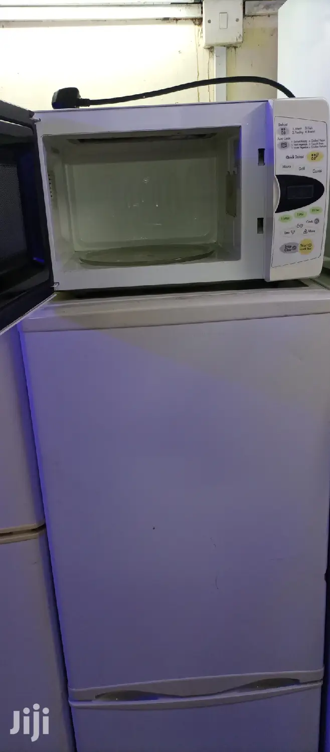Microwave Oven