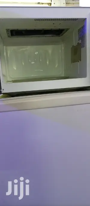 Microwave Oven