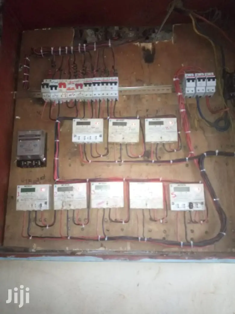 Super Skilled Electrician
