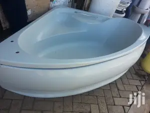 Corner Bathtub