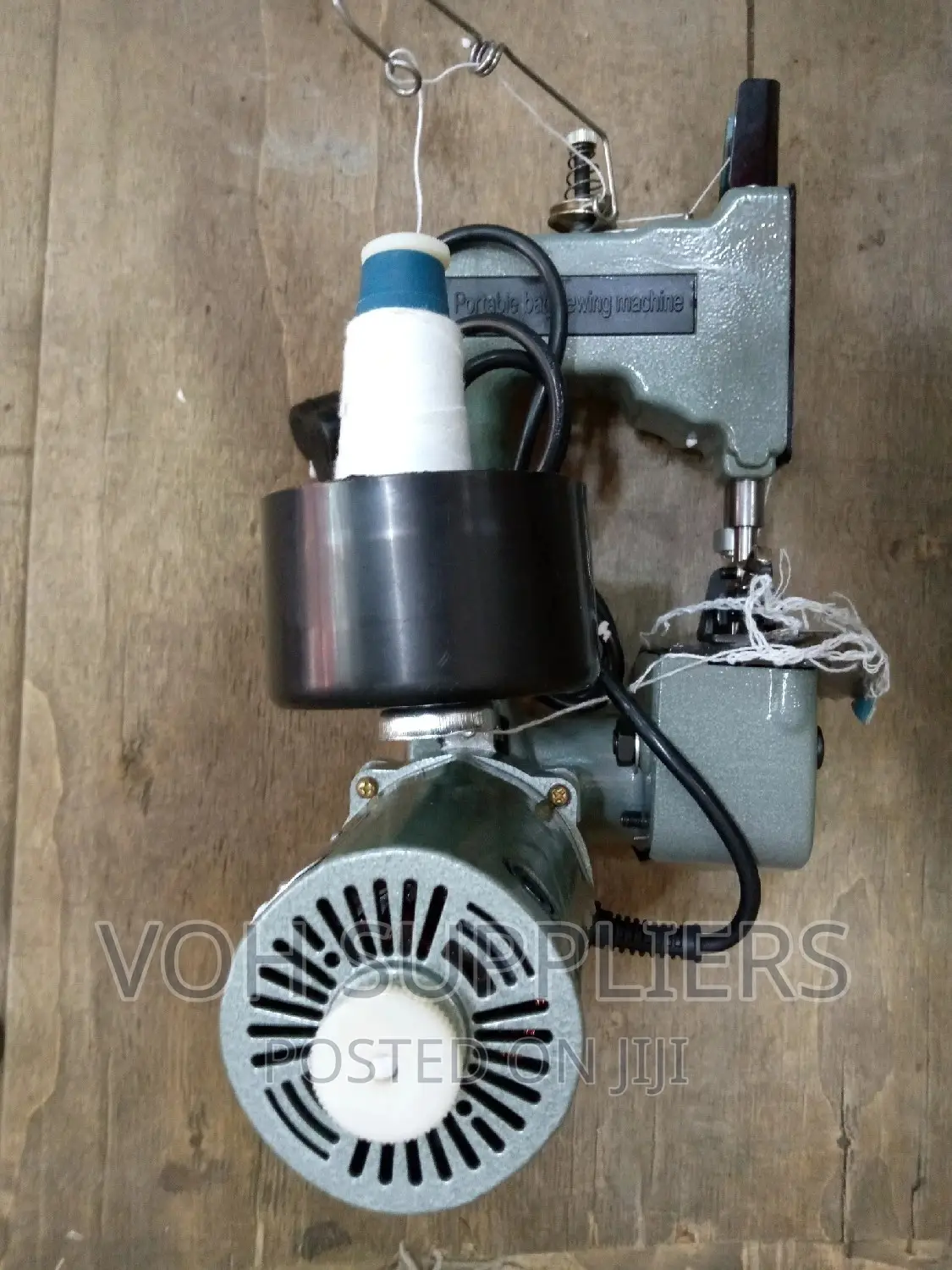 Bag Closer Machine