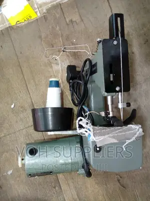 Bag Closer Machine