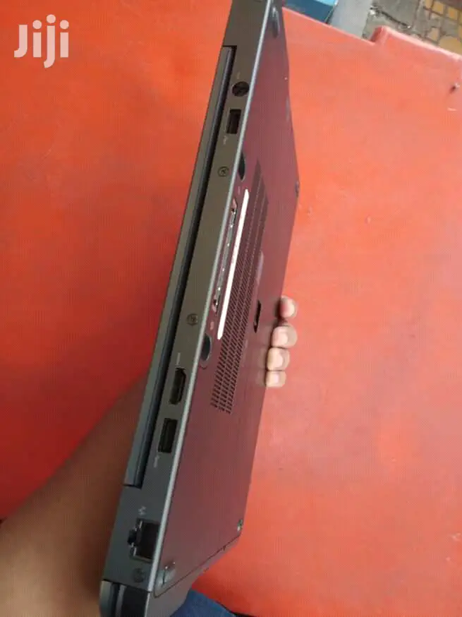 Laptop Dell Latitude 14 E7470 4GB Intel Core i5 SSD 128GB