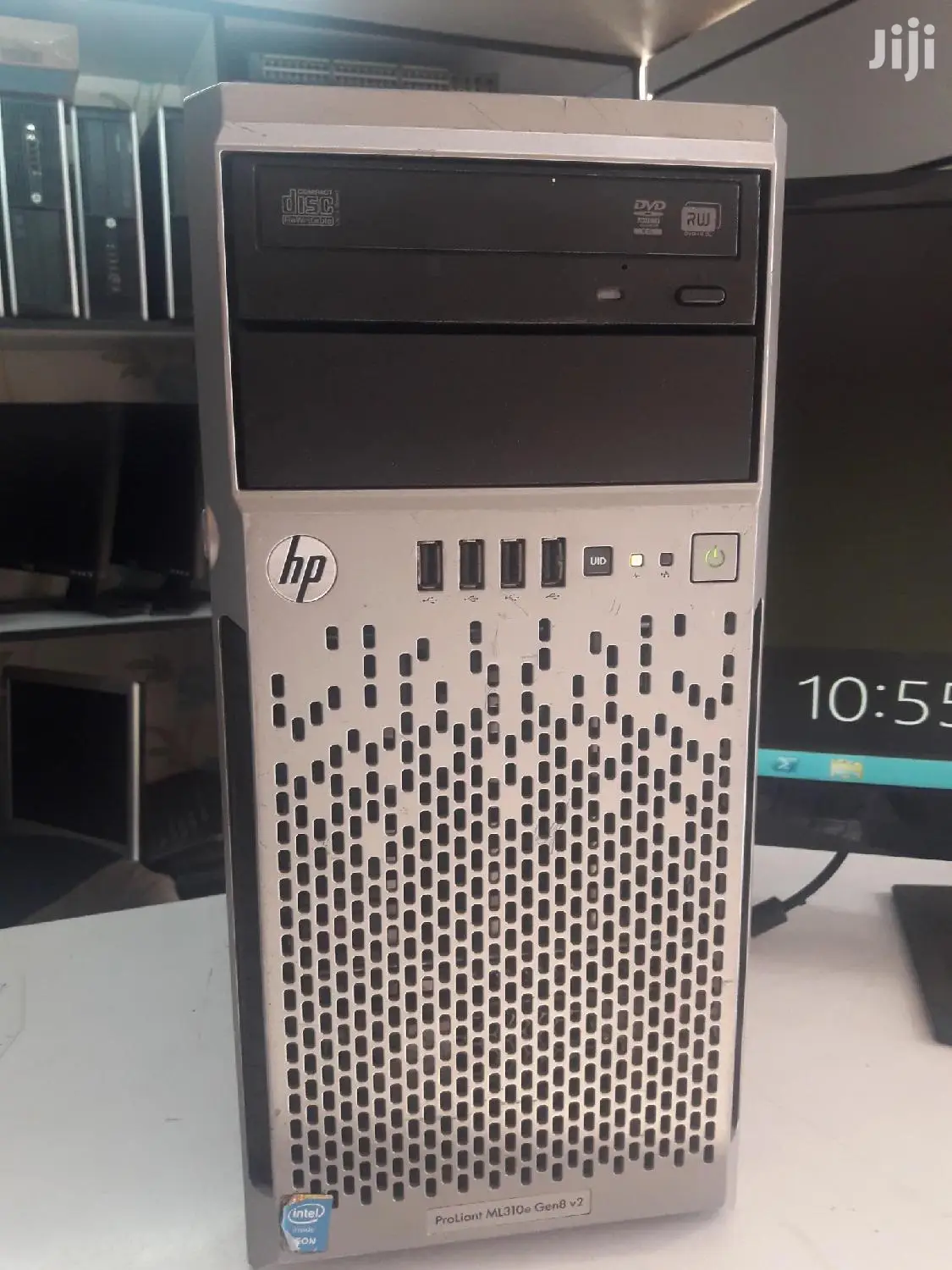 Server HP ProLiant ML 4GB Intel Xeon HDD 1T