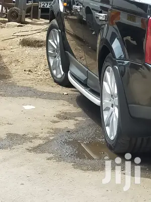 Range Rover Sidestep Nerf Bar