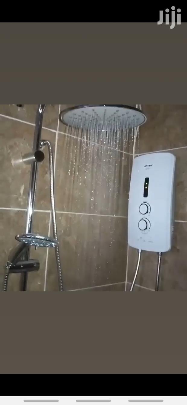 Bathroom Family Shower - main view