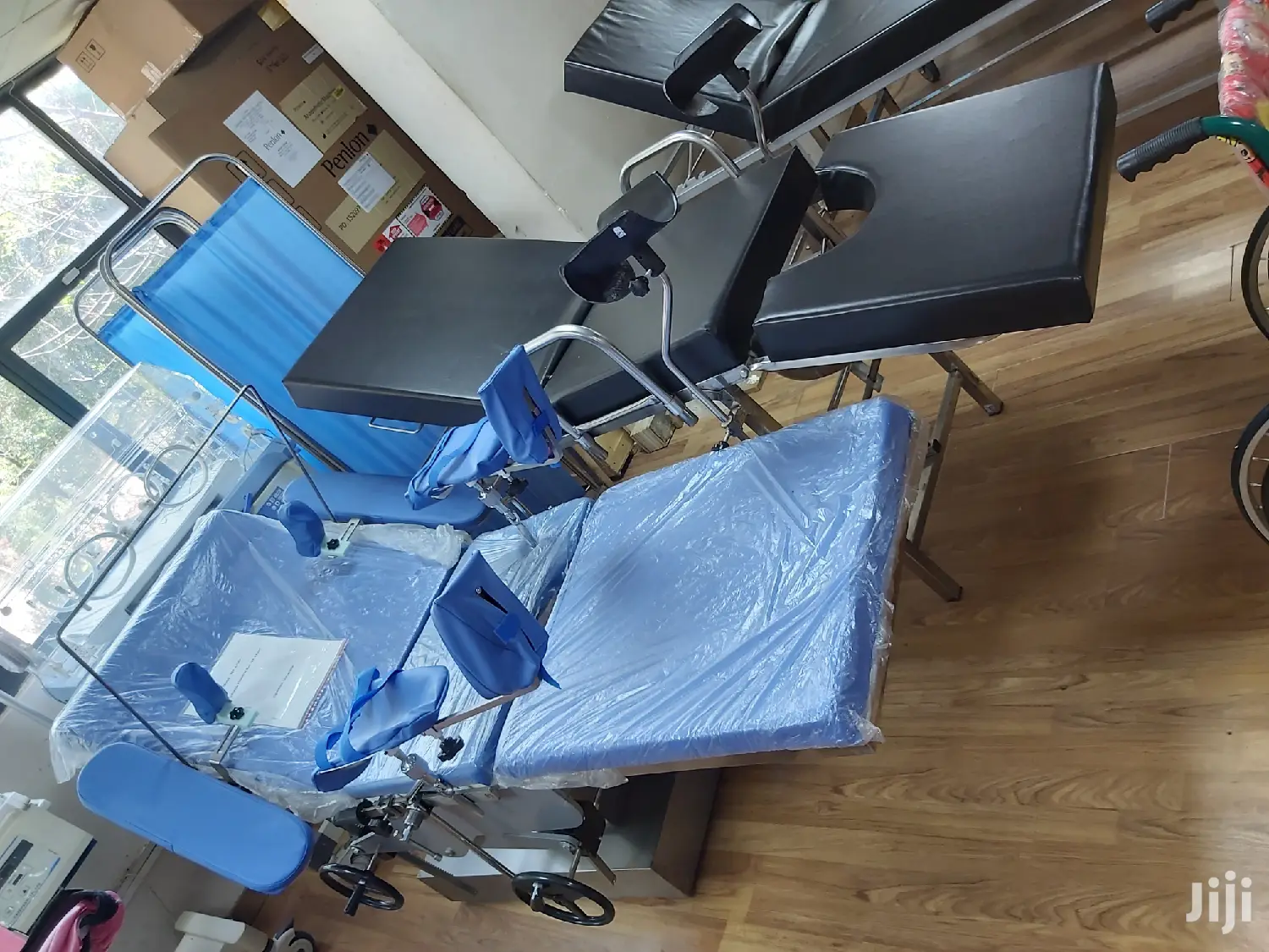 Hydraulic Delivery Bed