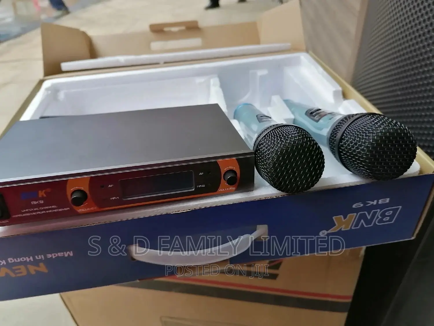 BNK BK9 Wireless Microphone