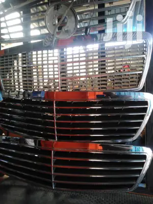 Mercedes Grills