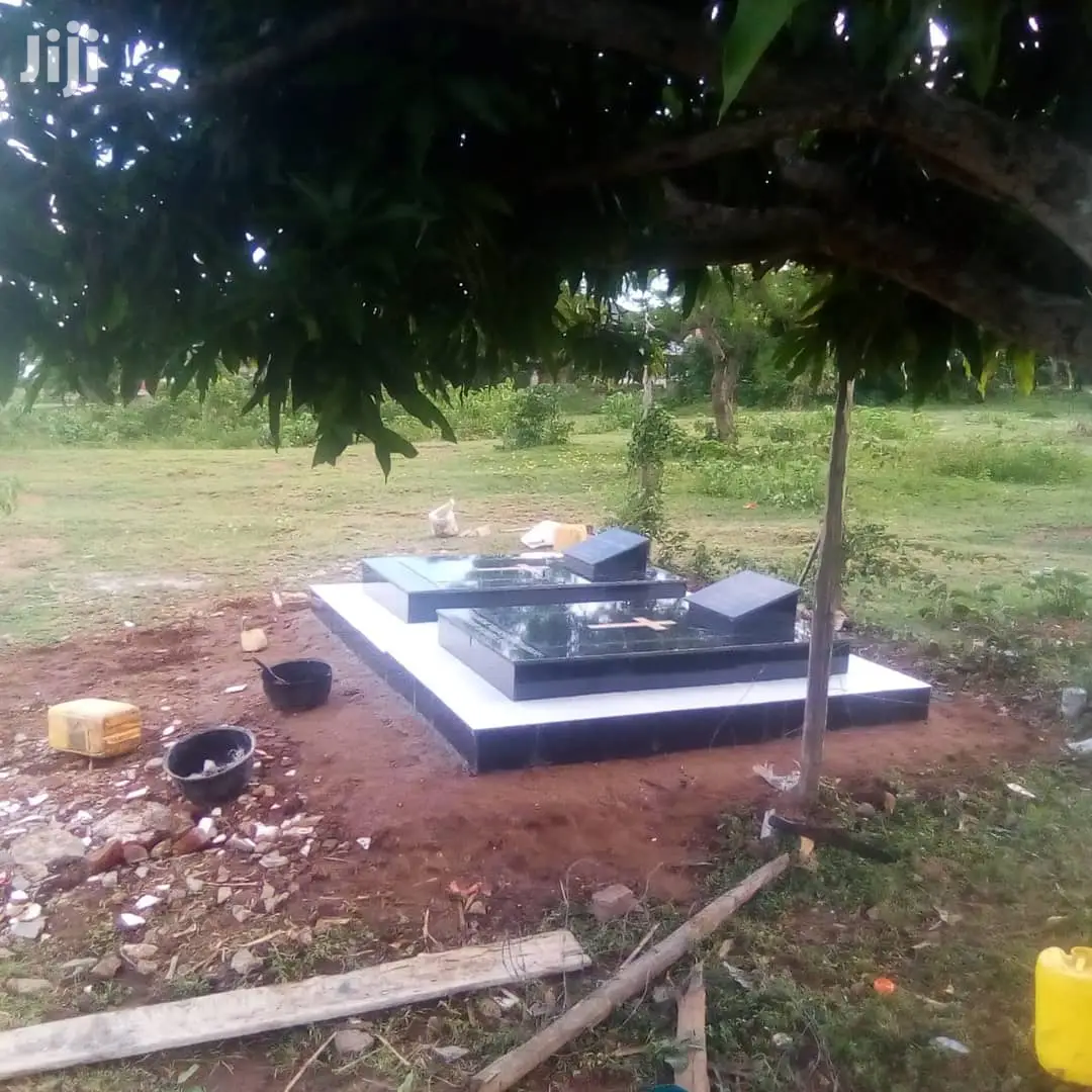 Grave Construction And Decorations