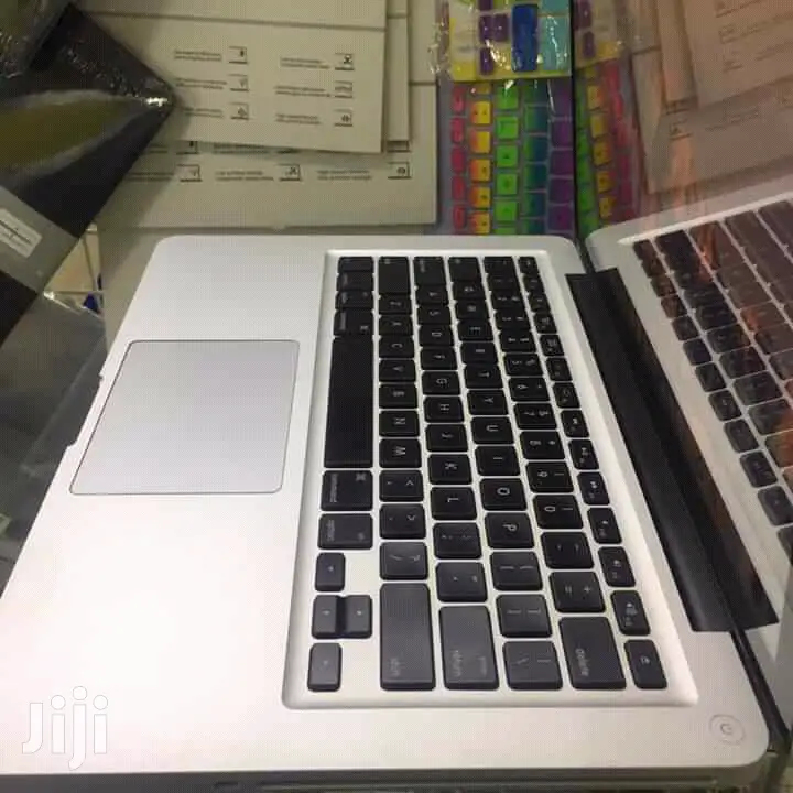 Laptop Apple MacBook Pro 2012 13.3" 500GB HDD 4GB RAM