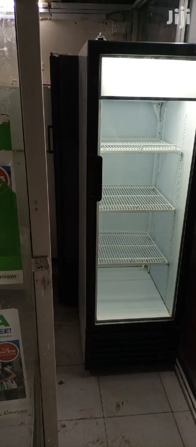 Single Door Display
