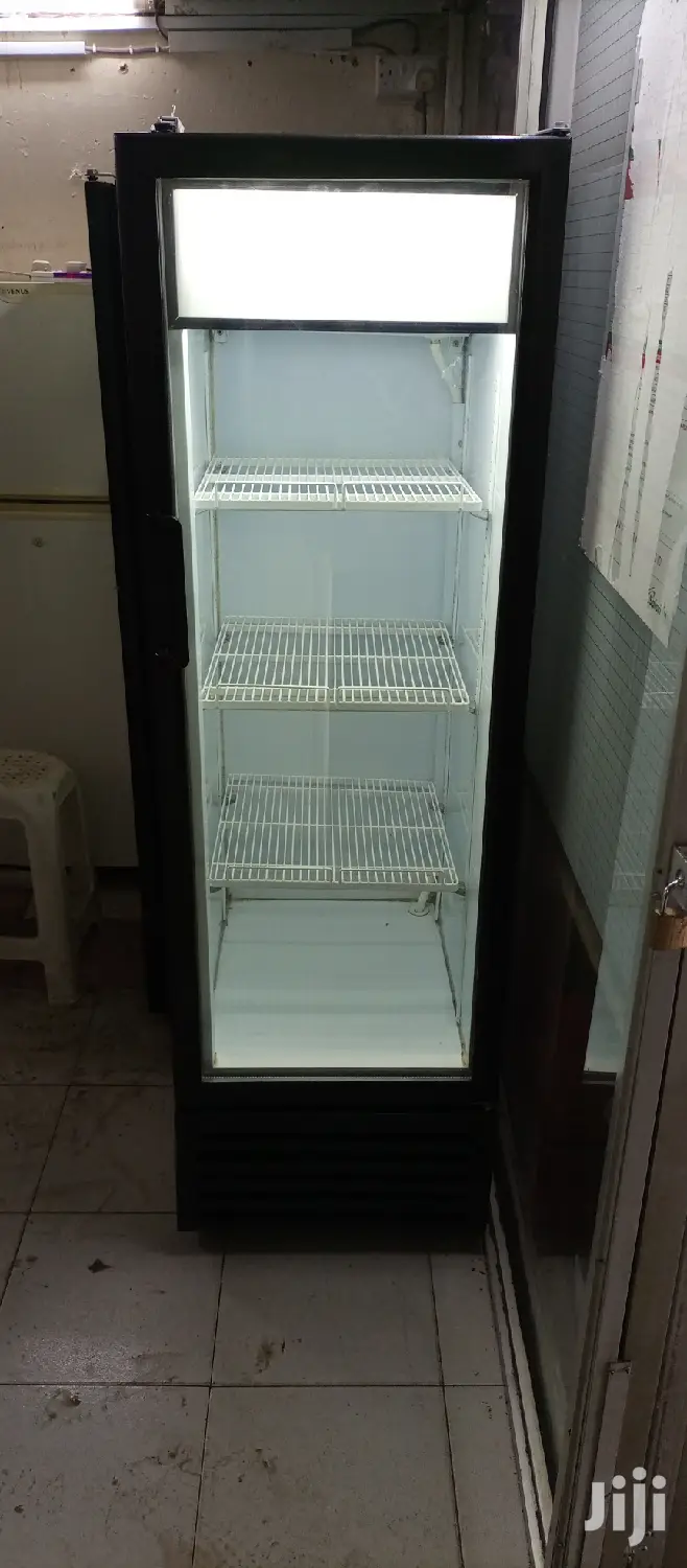 Single Door Display