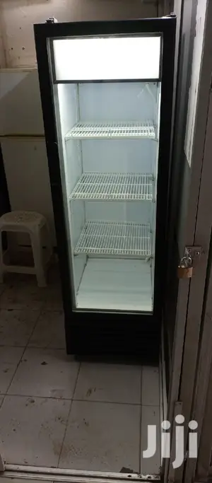 Single Door Display